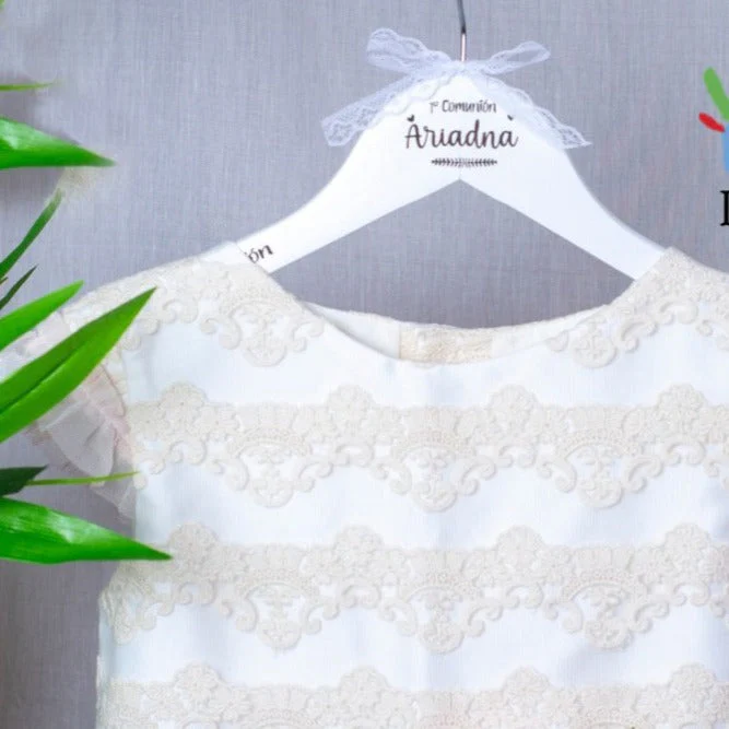 Perchas Personalizadas: El Regalo Perfecto para Comunión - Imagen 4